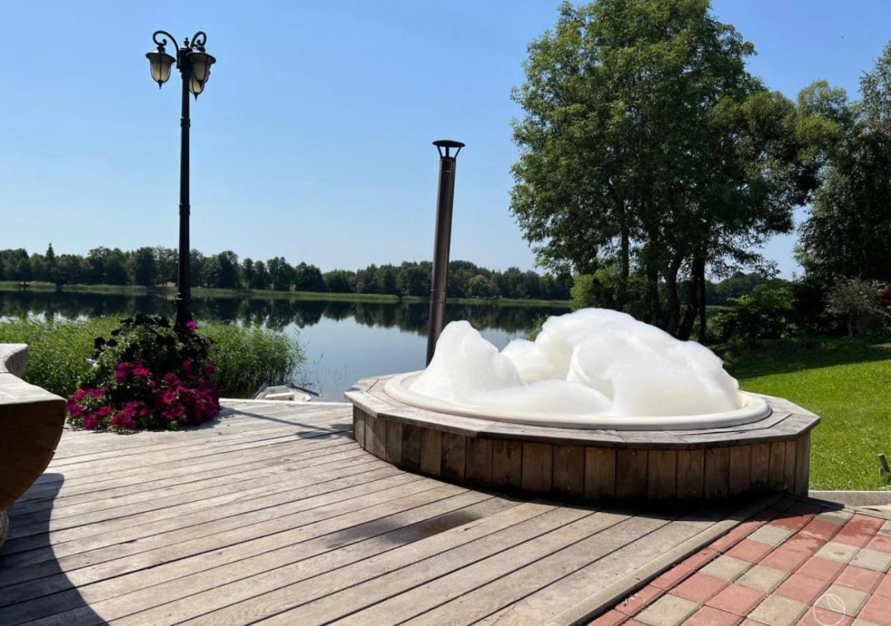 Aguona Royal Oasis Villa Molėtai Exteriör bild